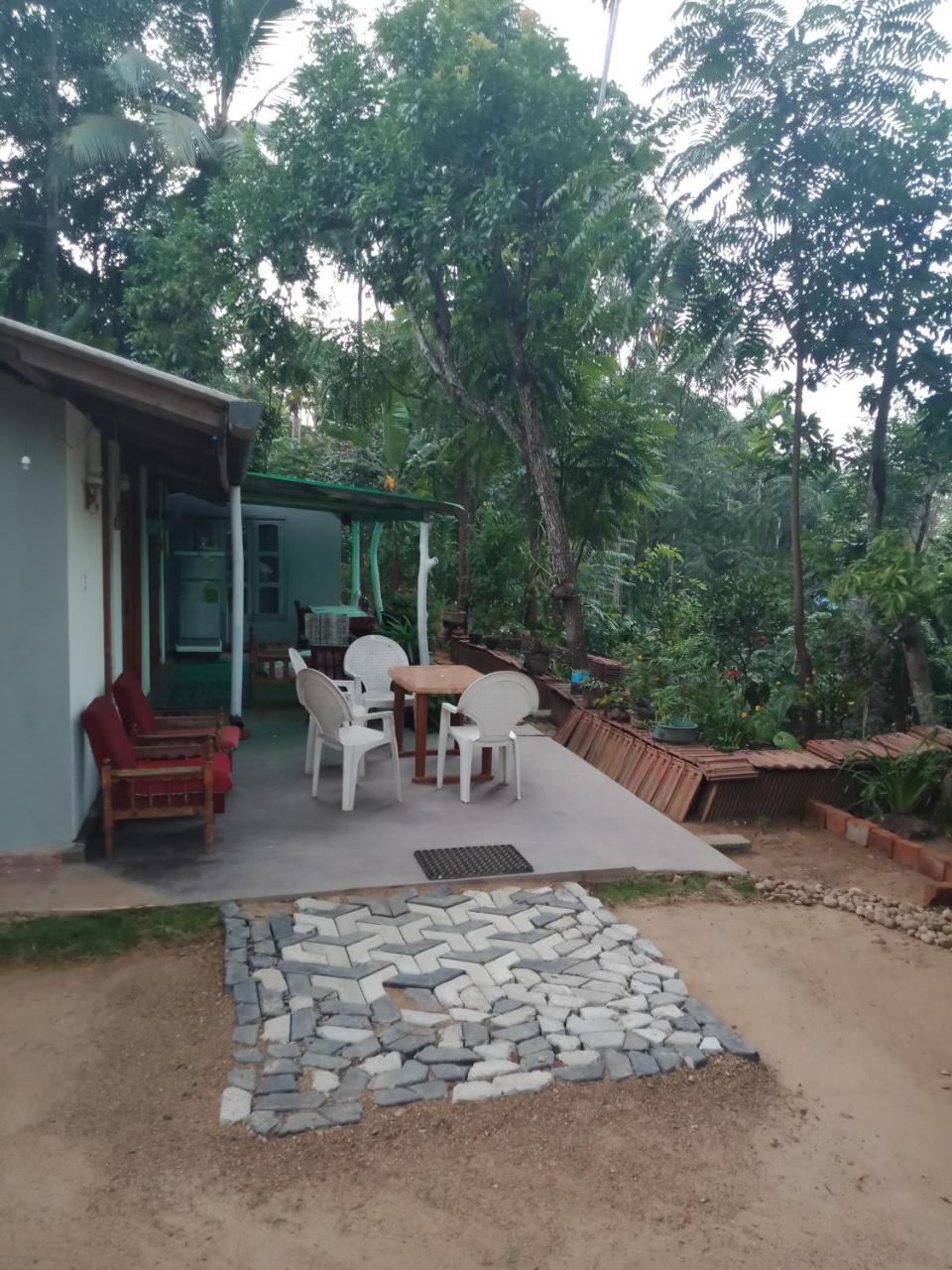 Damsen Homestay เอลลา ภายนอก รูปภาพ